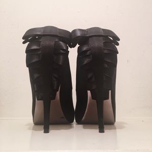 Steve Madden Satin Black Bow Heels